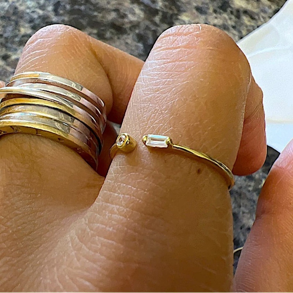 Gold Cubic Zircon Ring Geometric, Thin, Minimalist, Circle, Rectangular - Picture 4 of 9